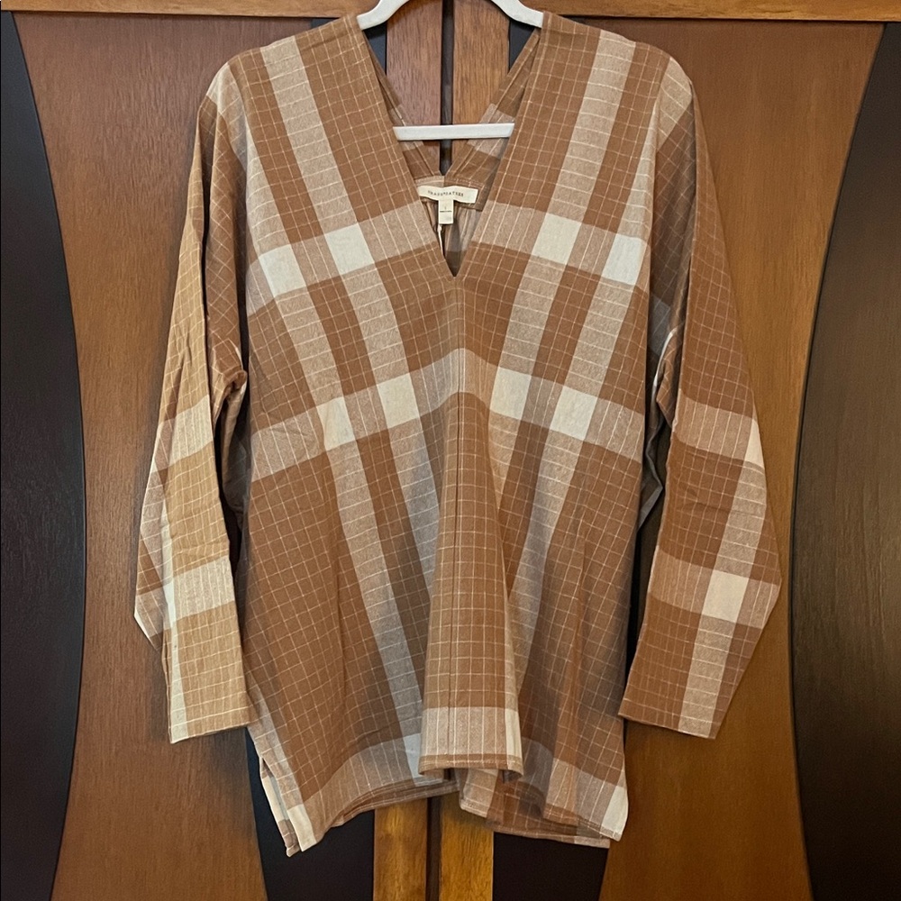 NWT Grade and Gather Soft Brown & Cream Plaid Double V-Neck Top w/Back Gathering